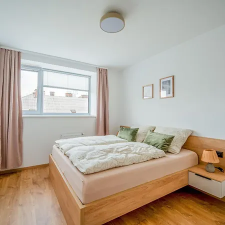 Apartment Zlata Kabelka Plzen